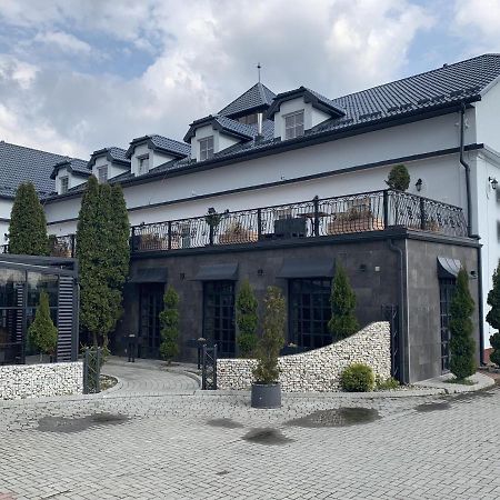 Hotel Kameleon Tarnobrzeg Exterior foto